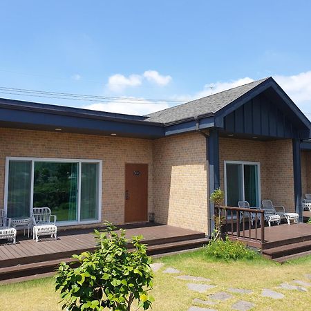 Wind Jeju Cafe & Pension ソギポ エクステリア 写真